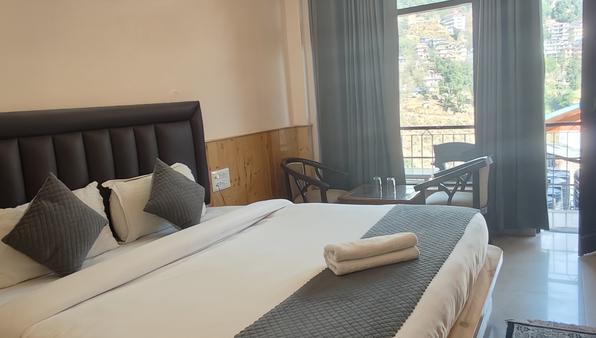 Hotel Cloud Height